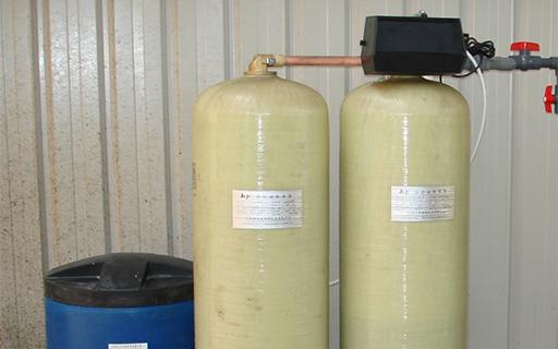 全自動(dòng)軟水器
